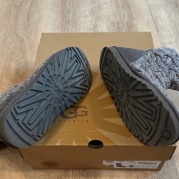 Grey Isla Knit Bow Boots - Ugg - Picture 4 of 5